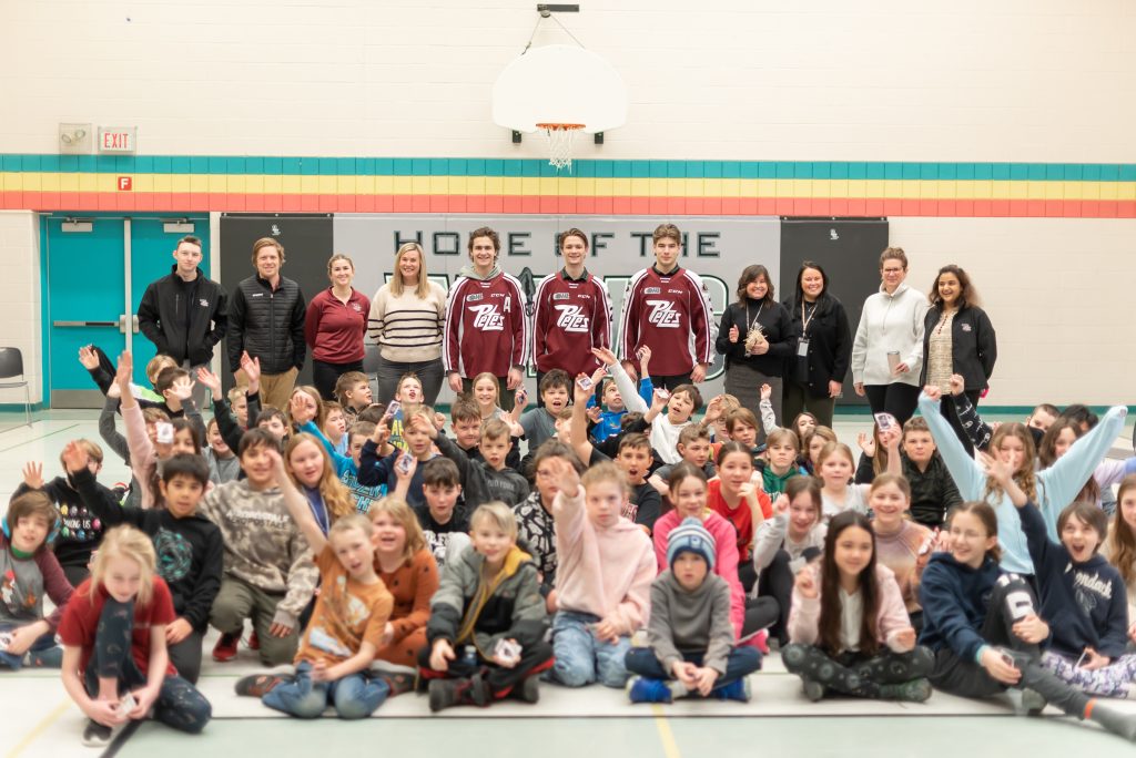 Schools take part in Peterborough Petes Ball Hockey program